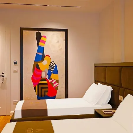 Mark Hotel Tirana 4* Tirana