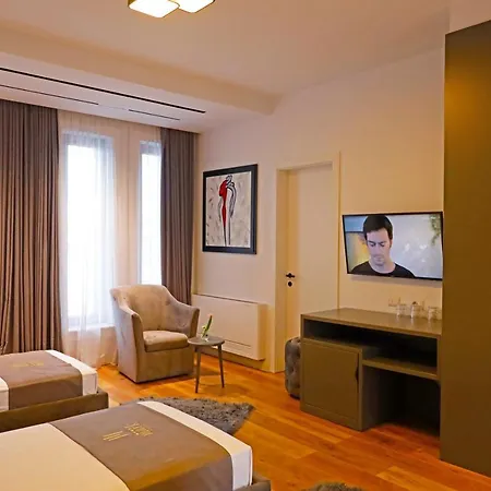 Mark Hotel Tirana 4*
