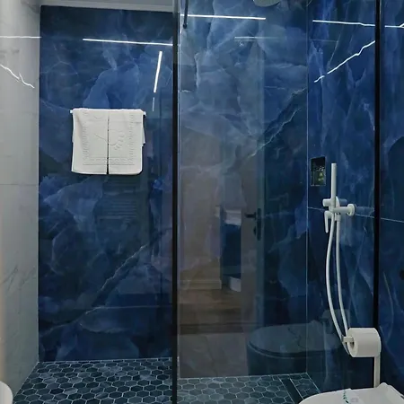 מלון Tirana 4*