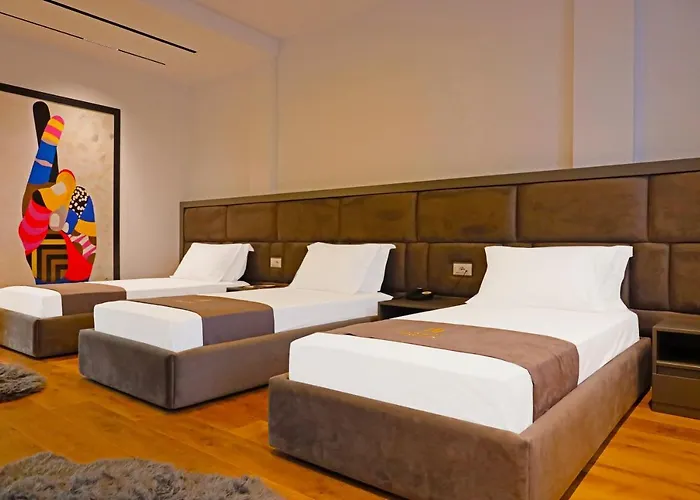 Tirana Hotel Bërxull